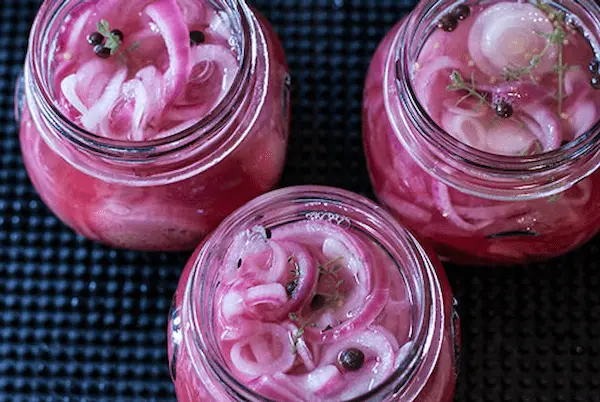 تصویر 1 از بهترین ترشی پیاز قرمز + قیمت خرید عالی